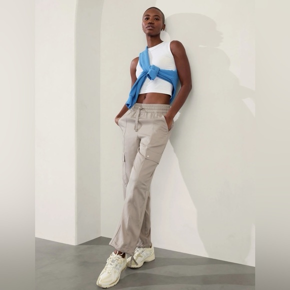 Athleta Celestial High Rise Utility Pant Feather #471984 - Picture 1 of 7